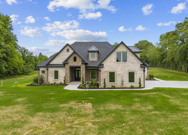 Property at 724 Bradshaw Rd, Lebanon, TN 37087, 4 beds, 3.5 baths