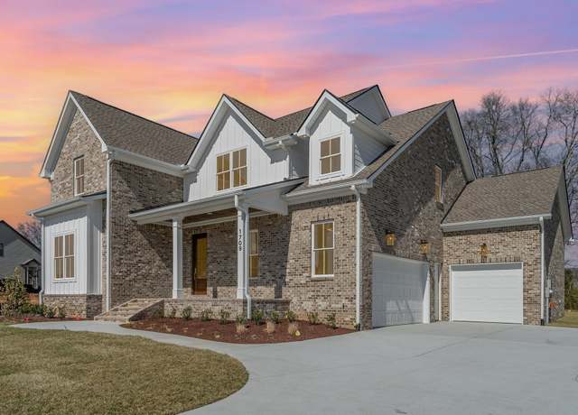 Property at 1709 Martha Washington Way, Murfreesboro, TN 37130, 5 beds, 4 baths