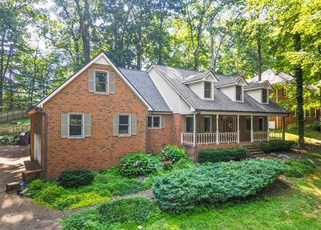 Property at 612 Fairway Trl, Springfield, TN 37172, 3 beds, 3.5 baths
