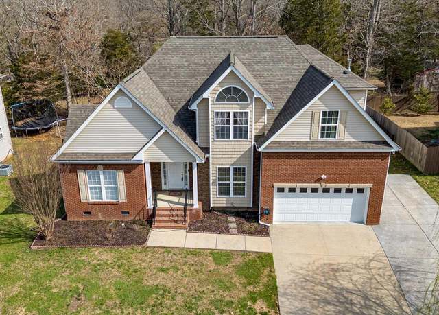 Property at 7087 Neville Dr, Ooltewah, TN 37363, 4 beds, 2.5 baths