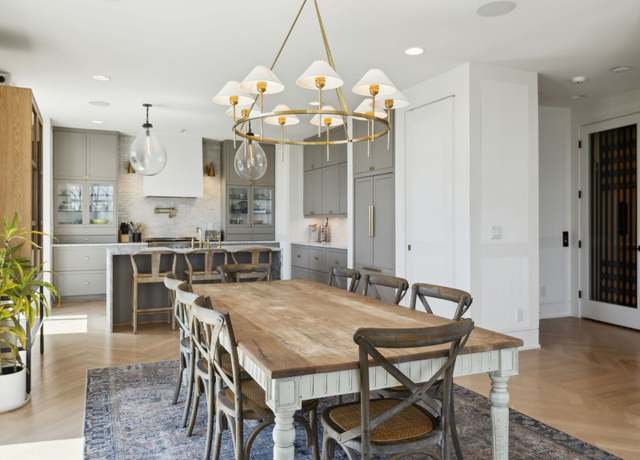 Property at 2800 Delaware Ave, Nashville, TN 37209, 4 beds, 4.5 baths