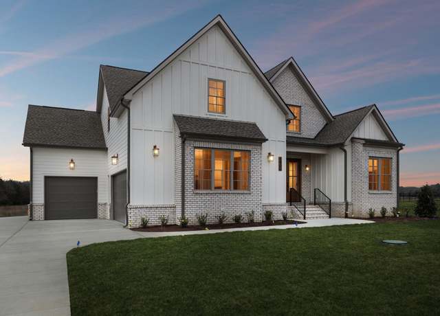 Property at 1900 Martha Washington Way, Murfreesboro, TN 37130, 5 beds, 4 baths