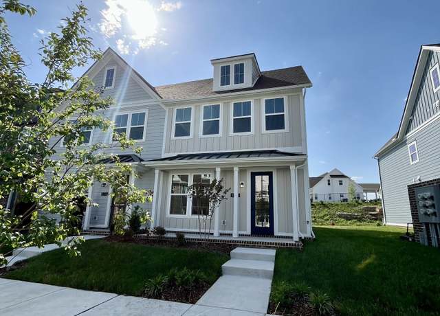 Property at 140 Valentine Aly, Nashville, TN 37218, 3 beds, 2.5 baths