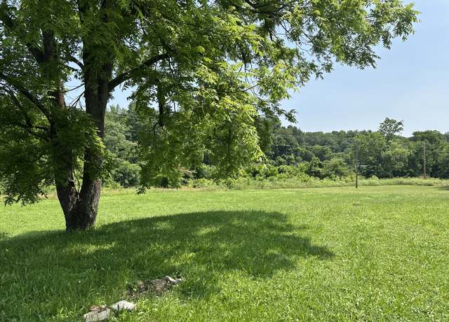 Property at 221 Carroll Ave, Waverly, TN 37185