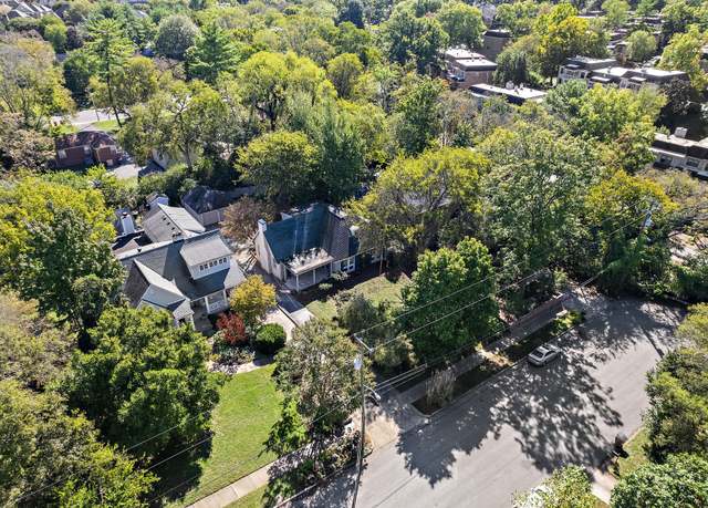 Property at 230 Craighead Ave, Nashville, TN 37205, 4 beds, 2 baths