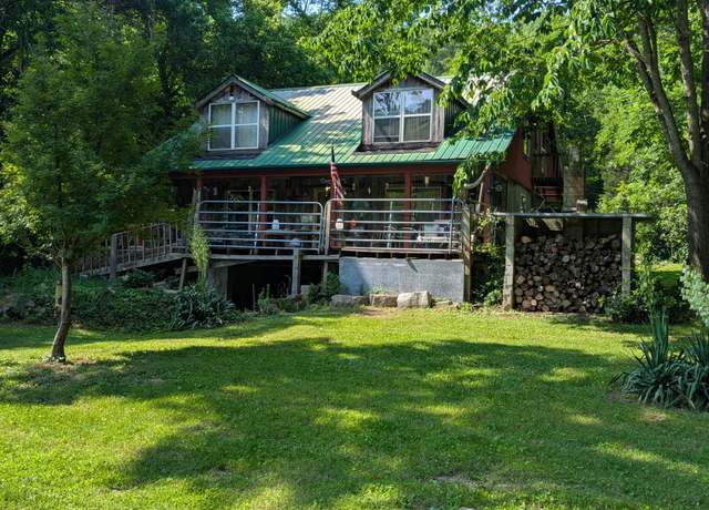 Property at 678 Love Valley Rd, Silver Point, TN 38582, 3 beds, 2 baths