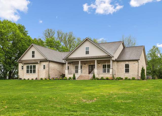 Property at 8020 Traditions Ln, Columbia, TN 38401, 4 beds, 4 baths