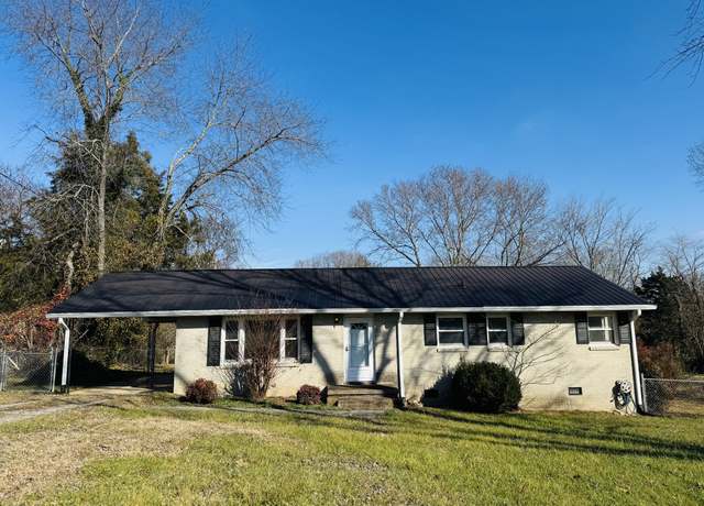 Property at 600 Cedar Ln, Tullahoma, TN 37388, 3 beds, 1.5 baths