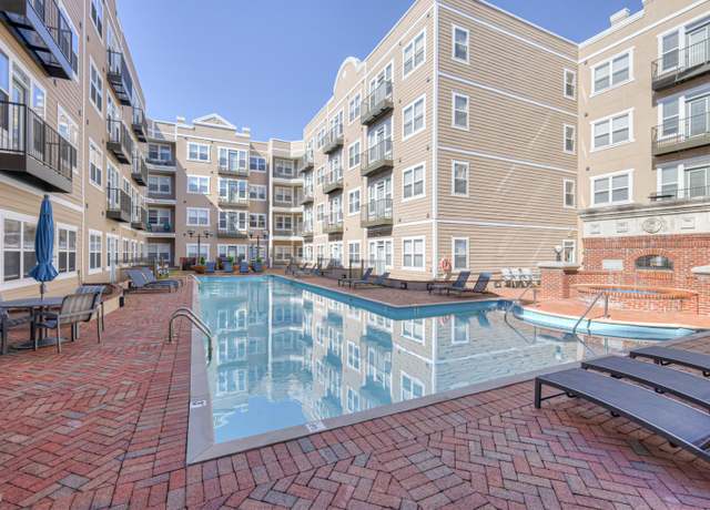 Property at 3000 Vanderbilt Pl #418, Nashville, TN 37212, 2 beds, 2 baths
