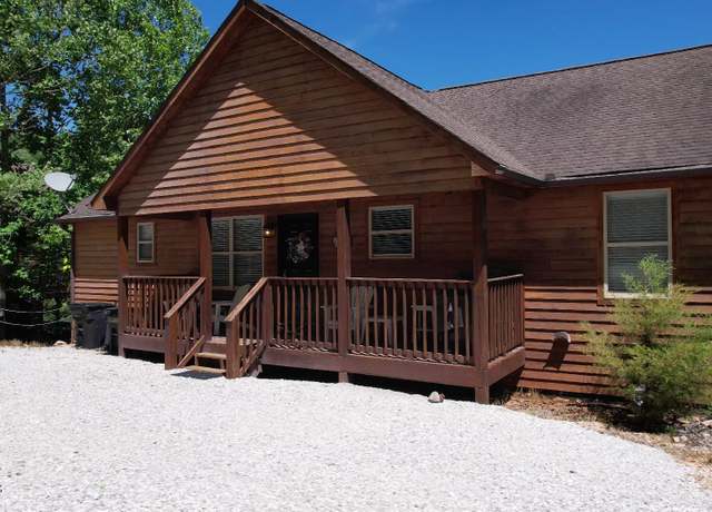 Property at 130 Bluewater Ln, La Follette, TN 37766, 8 beds, 4.5 baths