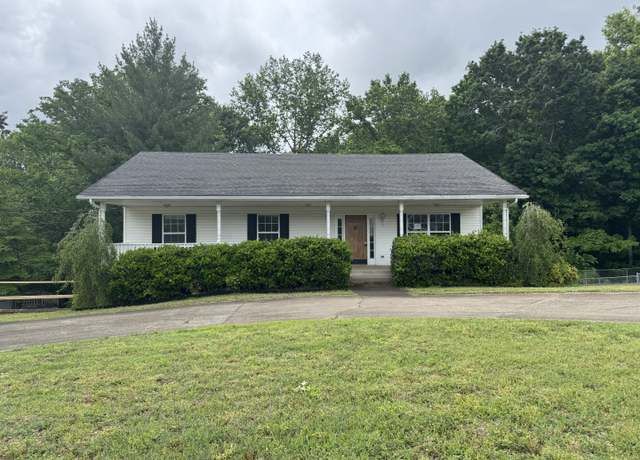 Property at 762 Acorn Dr, Clarksville, TN 37043, 3 beds, 3 baths