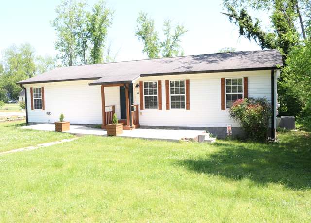 Property at 104 3rd Ave N, Decherd, TN 37324, 3 beds, 2 baths