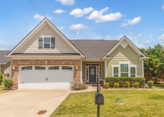 Property at 2827 Kellner Dr, Murfreesboro, TN 37128, 3 beds, 2 baths