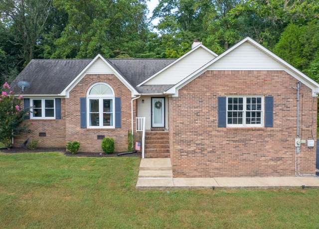Property at 1137 Glenwood Dr, Columbia, TN 38401, 2 beds, 2 baths