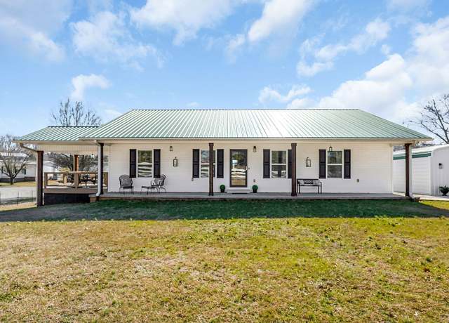 Property at 3095 Dalton Ln, Cookeville, TN 38501, 3 beds, 3 baths
