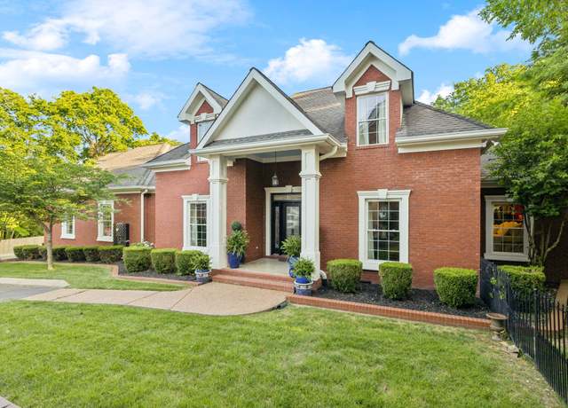 Property at 314 W 6th St #7, Columbia, TN 38401, 4 beds, 2.5 baths