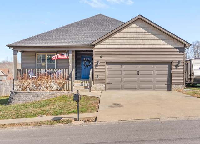Property at 2913 Feng Way, Clarksville, TN 37040, 3 beds, 2 baths