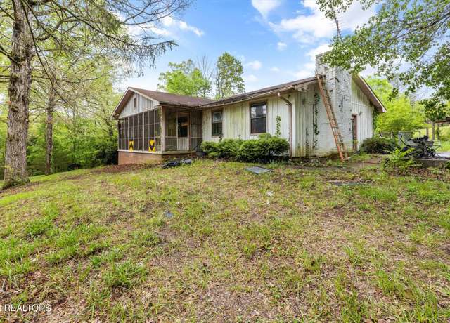 Property at 374 Meadows Hill Rd, Ten Mile, TN 37880, 4 beds, 3 baths