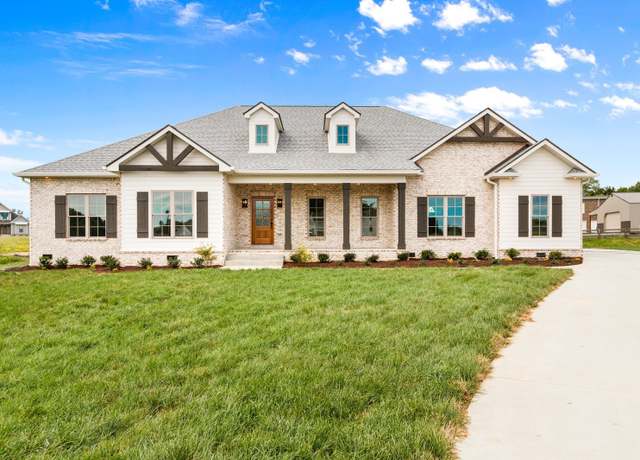 Property at 120 Denton Ct, Clarksville, TN 37043, 4 beds, 2.5 baths