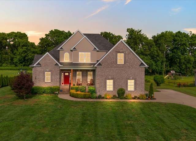Property at 1047 Caballo Trl, Gallatin, TN 37066, 3 beds, 2.5 baths