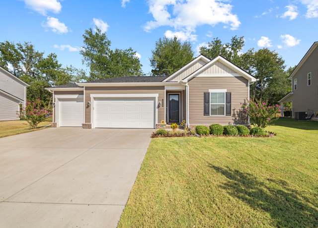 Property at 3008 Fernwood Ln, Columbia, TN 38401, 3 beds, 2 baths