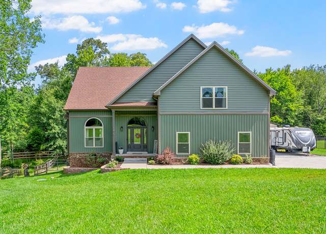 Property at 1415 Southside Rd, Southside, TN 37171, 4 beds, 3.5 baths