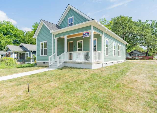 Property at 1911 E 12th St, Chattanooga, TN 37404, 4 beds, 3 baths