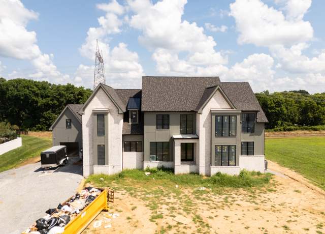 Property at 8106 Turning Point Dr, Brentwood, TN 37027, 6 beds, 7 baths
