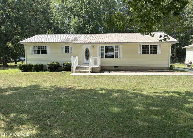 Property at 2702 Baseline Rd, Jamestown, TN 38556, 3 beds, 2 baths