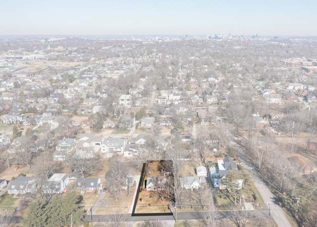 Property at 1704 Temple Ave, Nashville, TN 37215, 4 beds, 2 baths