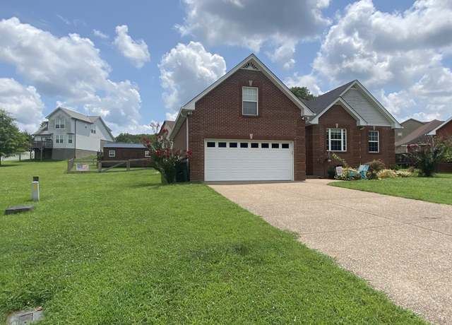 Property at 219 Wagoners Way, Westmoreland, TN 37186, 3 beds, 2 baths