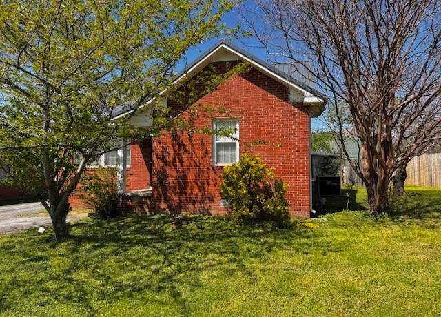 Property at 662 Main St, Lynchburg, TN 37352, 3 beds, 2 baths
