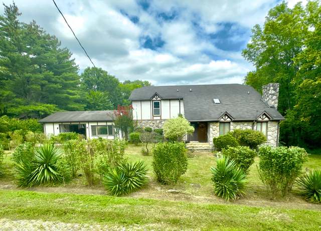 Property at 604 Woodshire Dr, Goodlettsville, TN 37072, 4 beds, 3 baths