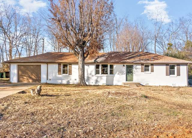 Property at 36 Lealand Dr, Clarksville, TN 37042, 4 beds, 2 baths