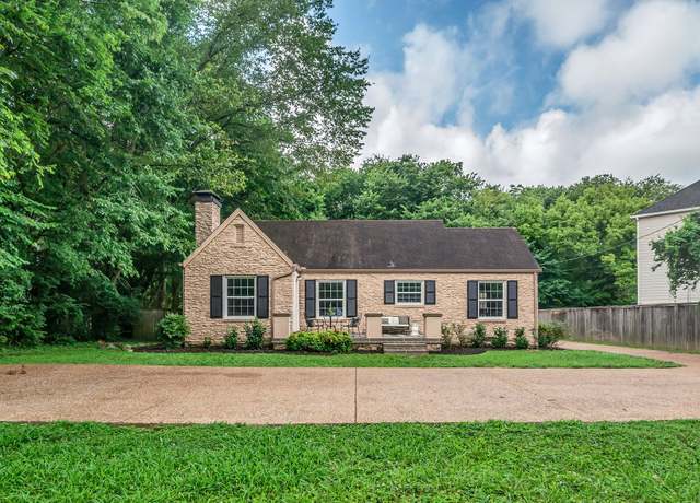 Property at 911 Woodmont Blvd, Nashville, TN 37204, 3 beds, 2 baths