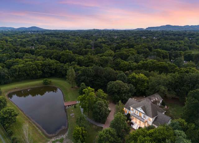 Property at 1115 Wilson Pike, Brentwood, TN 37027, 5 beds, 5 baths