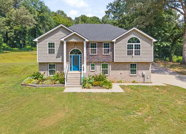 Property at 3771 Chapel Hill Rd, Clarksville, TN 37040, 5 beds, 3 baths