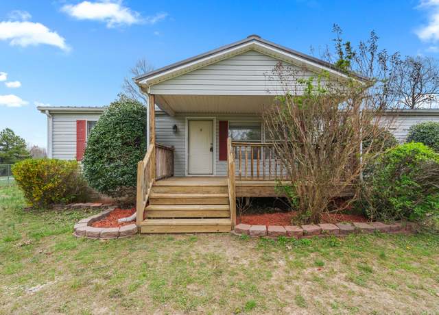 Property at 400 Martin Chapel Rd, Portland, TN 37148, 3 beds, 2 baths