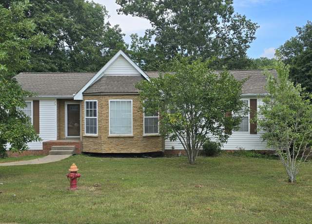 Property at 314 Deep Wood Dr, Goodlettsville, TN 37072, 4 beds, 3 baths