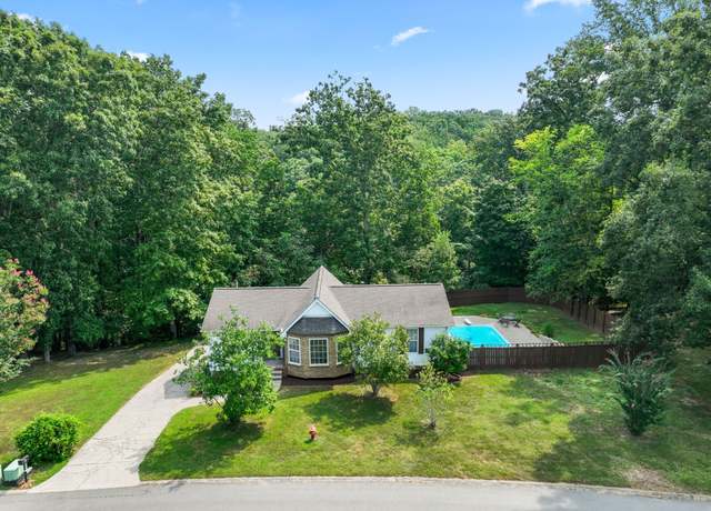 Property at 314 Deep Wood Dr, Goodlettsville, TN 37072, 4 beds, 3 baths