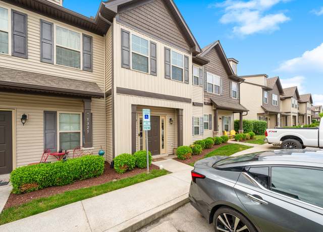 Property at 5327 Tony Lama Ln, Murfreesboro, TN 37128, 2 beds, 2.5 baths