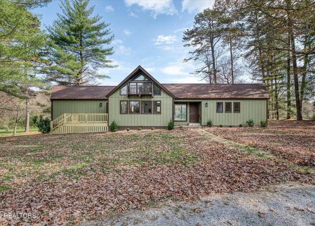 Property at 1651 Pennsylvania Ave, Jamestown, TN 38556, 3 beds, 2 baths