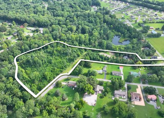 Property at 499 Shelton Rd, Manchester, TN 37355, 4 beds, 3.5 baths