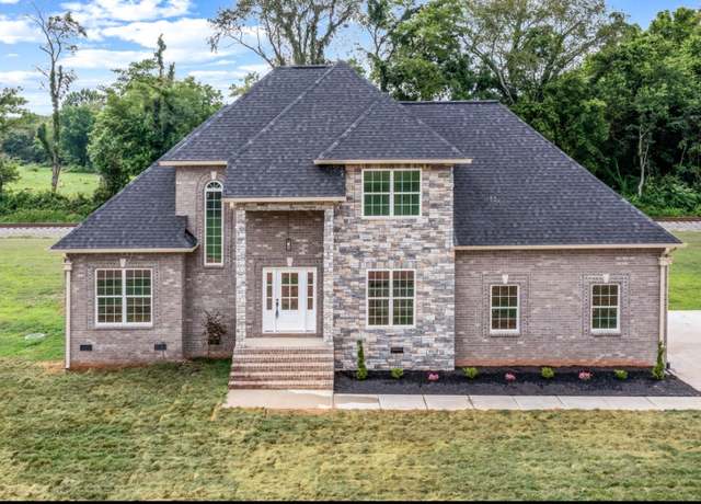 Property at 711 Johnson St, Clarksville, TN 37043, 3 beds, 2.5 baths