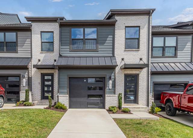 Property at 1012 Riverbrook Dr, Gallatin, TN 37066, 3 beds, 2.5 baths