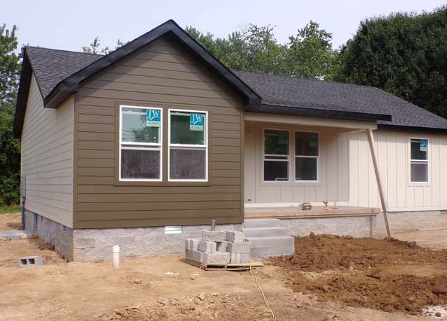 Property at 921 Forrest Ave, Smithville, TN 37166, 3 beds, 2 baths