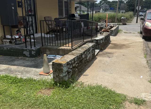 Property at 13 Perkins St, Nashville, TN 37210, 3 beds, 1 bath