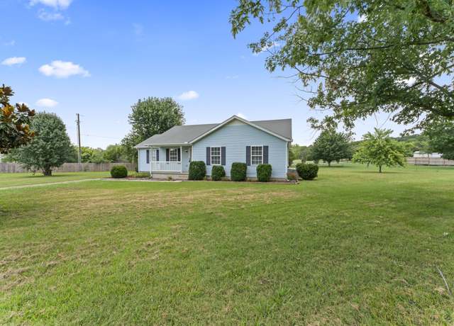 Property at 232 Elmwood Dr, Murfreesboro, TN 37128, 3 beds, 2 baths