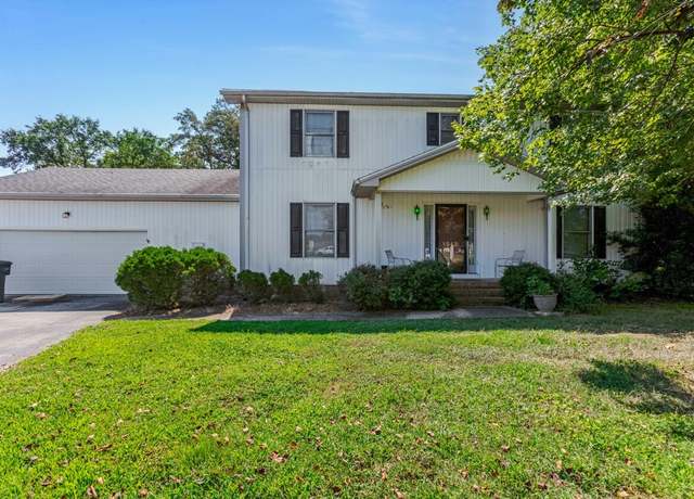 Property at 1512 Oak Ridge Ct, Hopkinsville, KY 42240, 4 beds, 2.5 baths