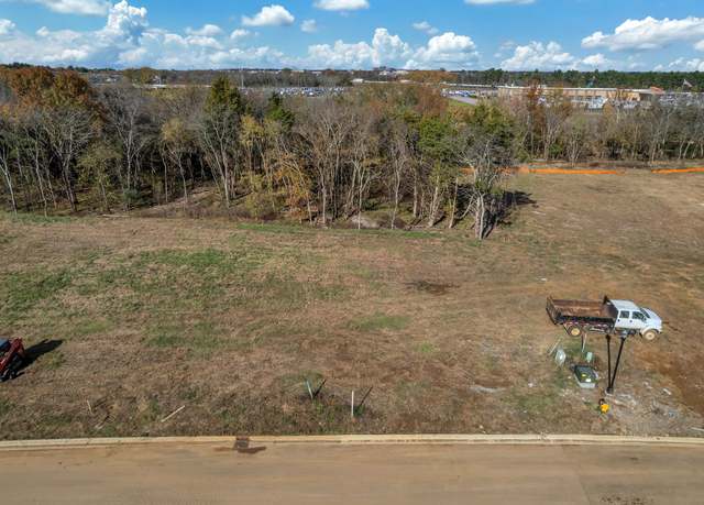 Property at 2026 Queenie Johns Dr, Murfreesboro, TN 37128